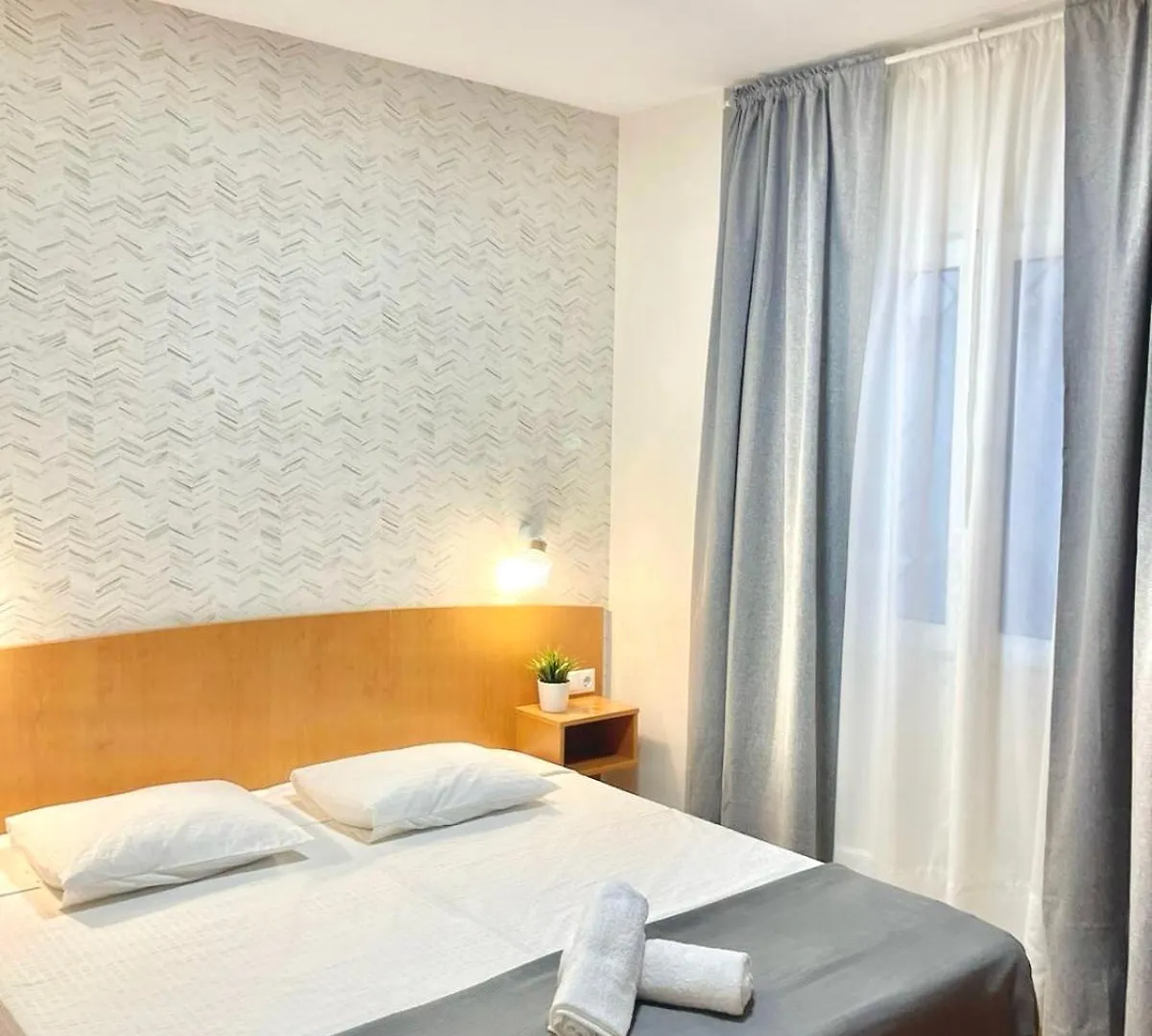 Oliva Aparts 201 Renovation 2024 Λορέτ Ντε Μαρ Διαμέρισμα